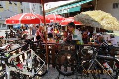 14h26 - St Michel de Maurienne - arrivée au lycée à 14h10 les 98km + 2.280m...nous nous précipitons à une terrasse pour boire une bière