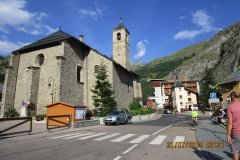 9h01 - L'Eglise Valloire....qui prépare l'arrivée du Tour : jeudi 25/7